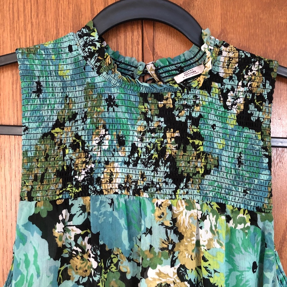 ARITZIA LITTLE MOON Smocked Floral Tank, Green,‎ M - Picture 4 of 8